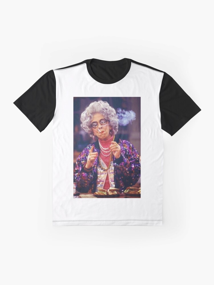 Alternative Ansicht von Oma Yetta Grafik T-Shirt