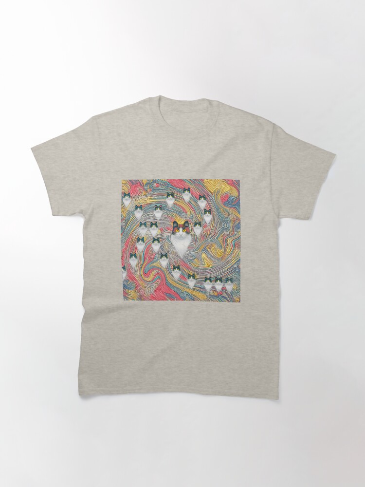Aperçu 3 sur 7. T-shirt classique avec l'œuvre Chats abstraits fibonacci créée et vendue par blackhalt.
