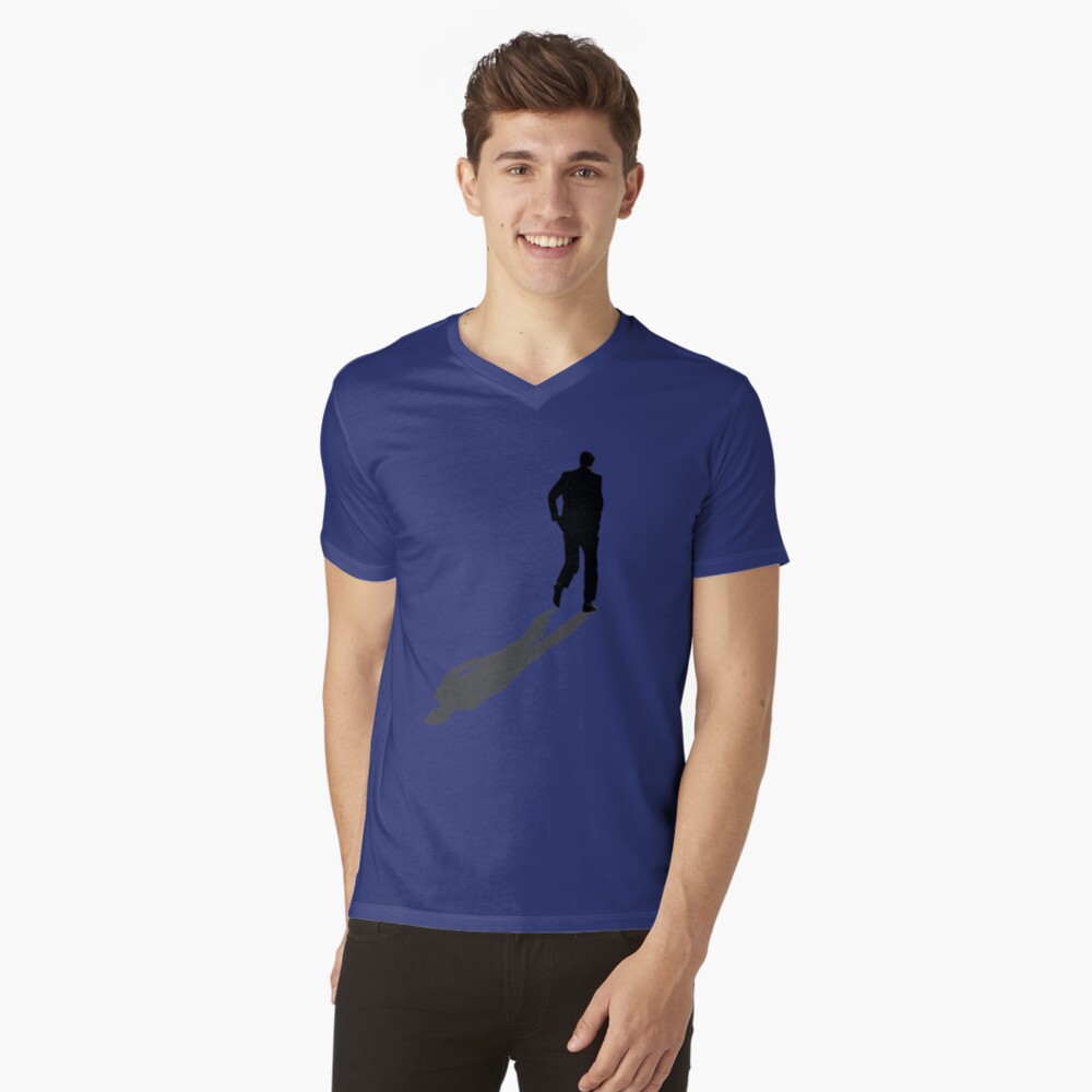 Aperçu de l'œuvre T-shirt col V créée et vendue par GillouParis.