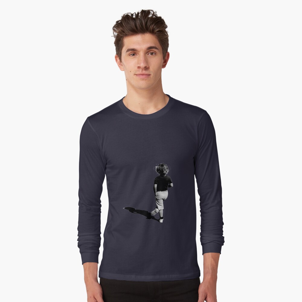 Aperçu de l'œuvre T-shirt manches longues créée et vendue par GillouParis.