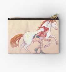 Signe du cheval Studio Pouch