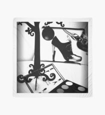 Femininity NB Scarf