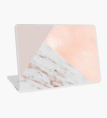 Erröten rosa Schichten von Roségold und Marmor Laptop Skin
