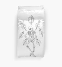 8 of swords Duvet Cover