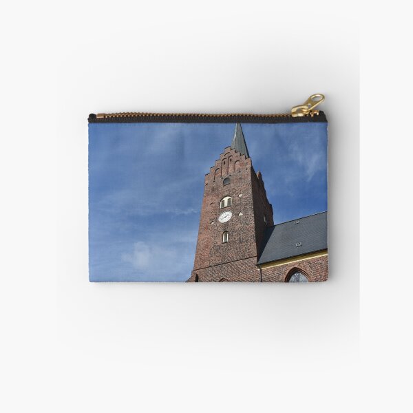 Aperçu de l'œuvre Église St. Nikolaj, Nakskov. Danemark créée et vendue par hanspeder.redbubble.com.