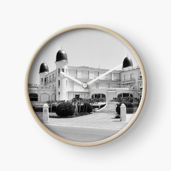 Item preview, Golf Hôtel, Royan, années 60 (©JP Boudon) designed and sold by Francois Richet.