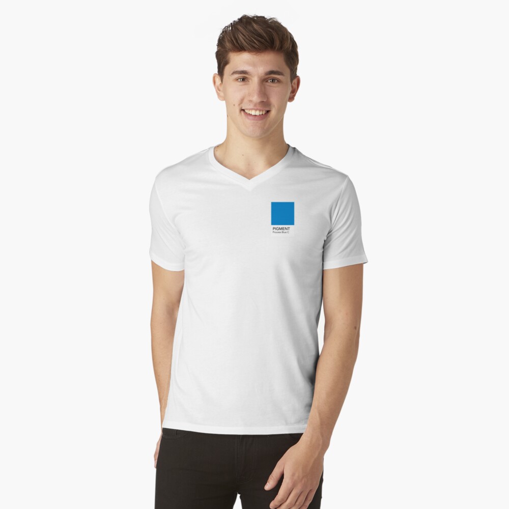 Aperçu de l'œuvre T-shirt col V créée et vendue par anniesibon.