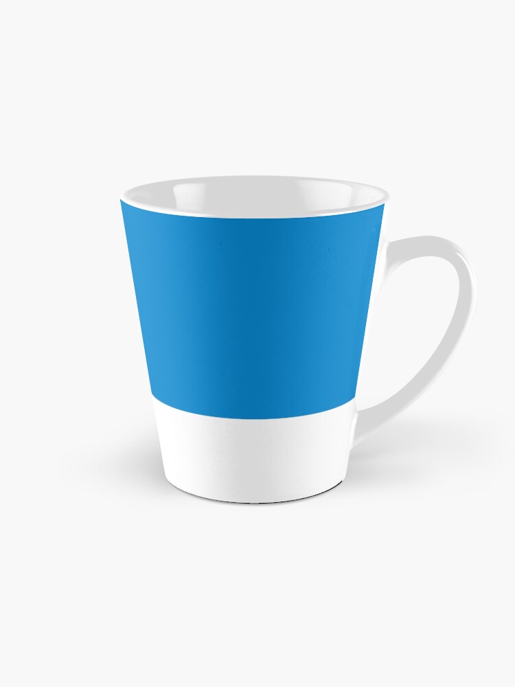 Aperçu 1 sur 4. Mug à café avec l'œuvre Pantone Process Blue C créée et vendue par anniesibon.