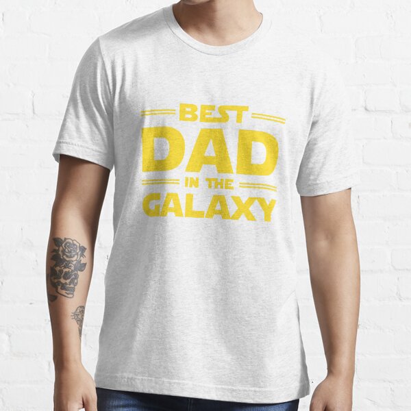 Meilleur papa de la galaxie T-shirt essentiel