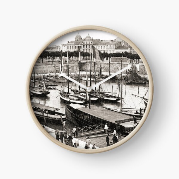 Port de Royan, années 1900 (2) Horloge