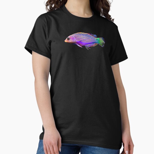 Vista previa del artículo con la obra «Suéter de pez de arrecife de coral de agua salada Sixline Wrasse», diseñado y vendido por AngryOcean.