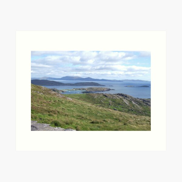 Aperçu de l'œuvre View over the Atlantic Ocean from Mountains in Ballinskelligs créée et vendue par CFoley.