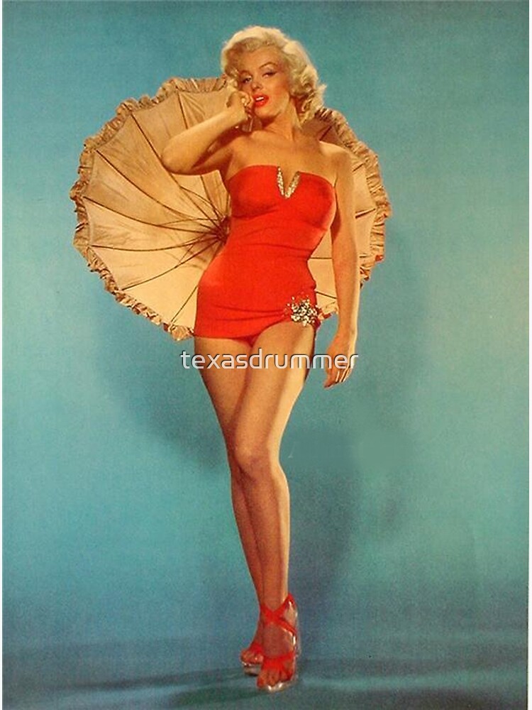 Marilyn with Umbrella by texasdrummer
