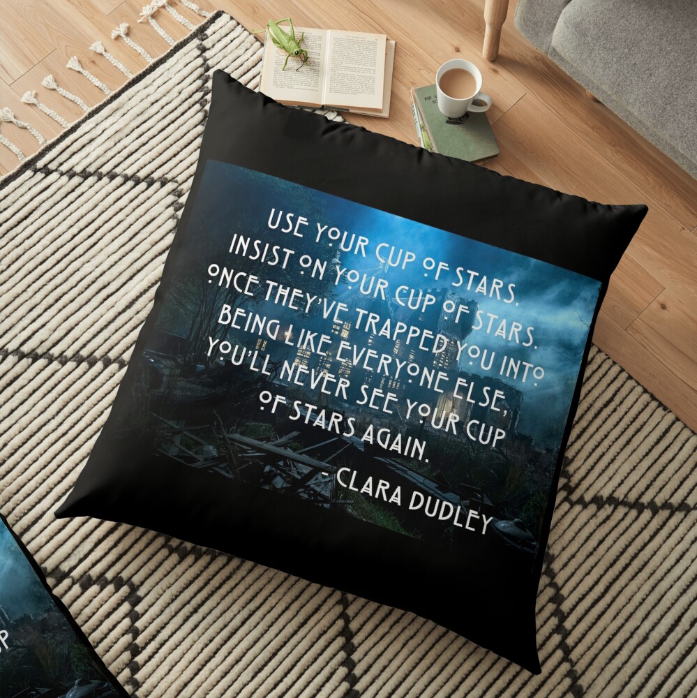 Der Spuk Von Hill House Shirley Jackson Clara Dudley Sternenkuppel Zitate Geschenke Geschenke Ideen Gute Stimmung Kunststil Bodenkissen Von Avit1 Redbubble