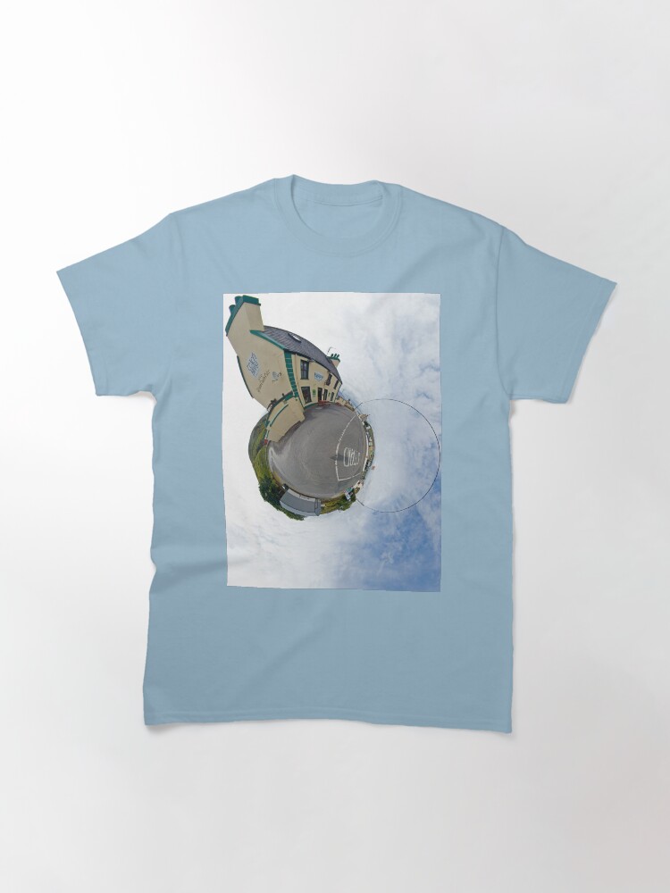 Alternate view of Biddy's House - the Crossroads Pub, Glencolmcille(Sky Out) Classic T-Shirt