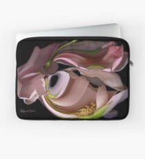 Vigne Rose Laptop Sleeve