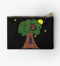 Tree at night Pixelart Studio Pouch
