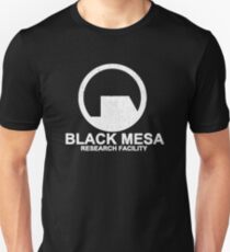 Black Mesa Research Facility Slim Fit T-Shirt