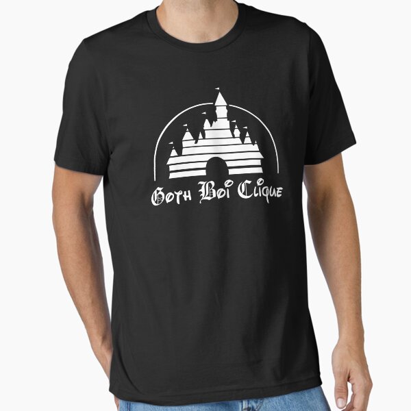 Vista previa del artículo con la obra «gothboiclique en el castillo (parodia)», diseñado y vendido por fandemonium.