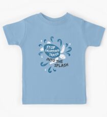 Hör auf Müll in die Splash - Turtle fallen zu lassen Kinder T-Shirt