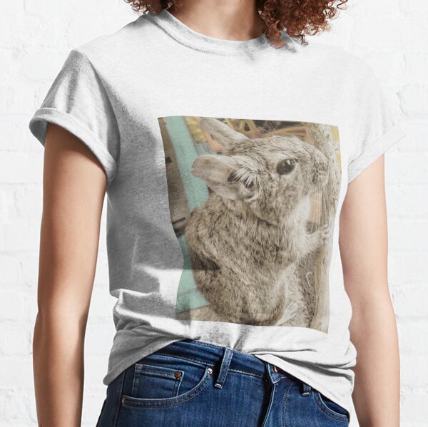 Birds & Animals BA115b Classic T-Shirt