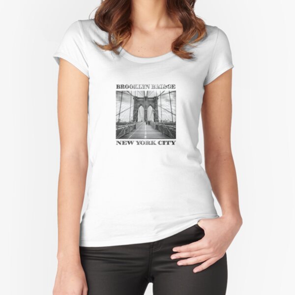 Brooklyn Bridge, New York City (rustic black & white) Fitted Scoop T-Shirt