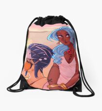 vivi and carue Drawstring Bag