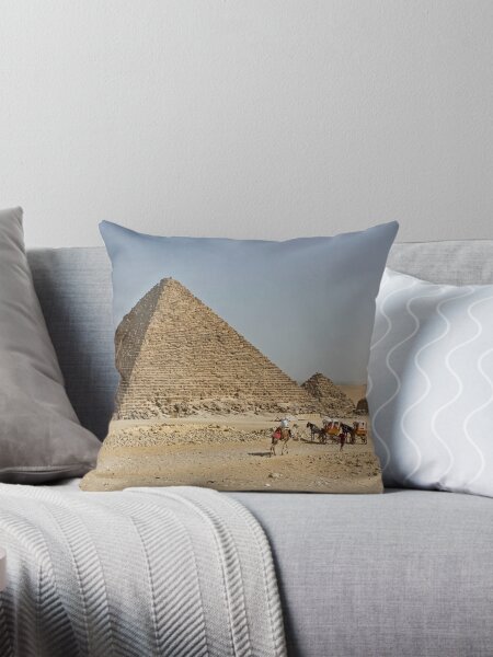 Artikel-Vorschau von Pyramide von Menkaure, designt und verkauft von tomg.