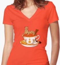 Orangen- und Zimttee Shirt mit V-Ausschnitt