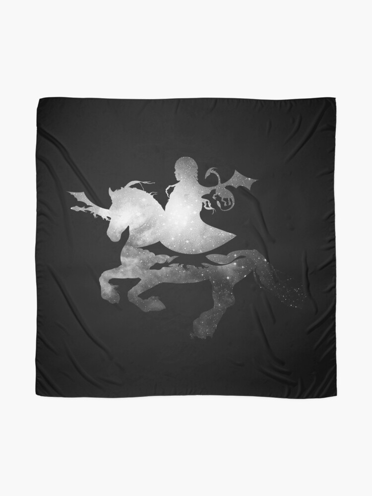 Alternate view of Daenerys riding Silver Scarf