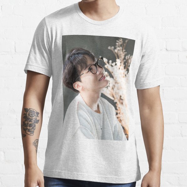 Jhope Bts Cute Holiday Theme T Shirt By Kpoptokens Redbubble