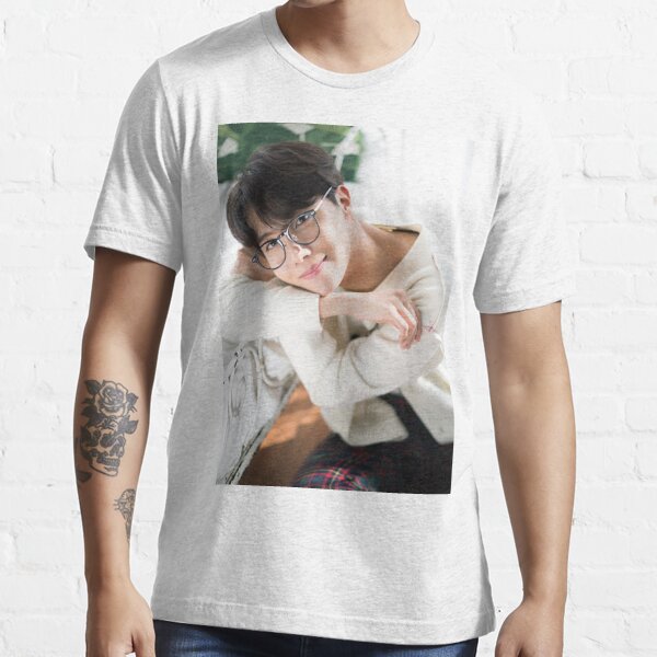 J Hope Bts Cute Holiday Theme T Shirt By Kpoptokens Redbubble