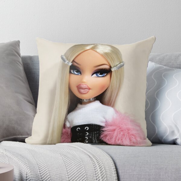 Bratz “She Owns Everything” Cloe