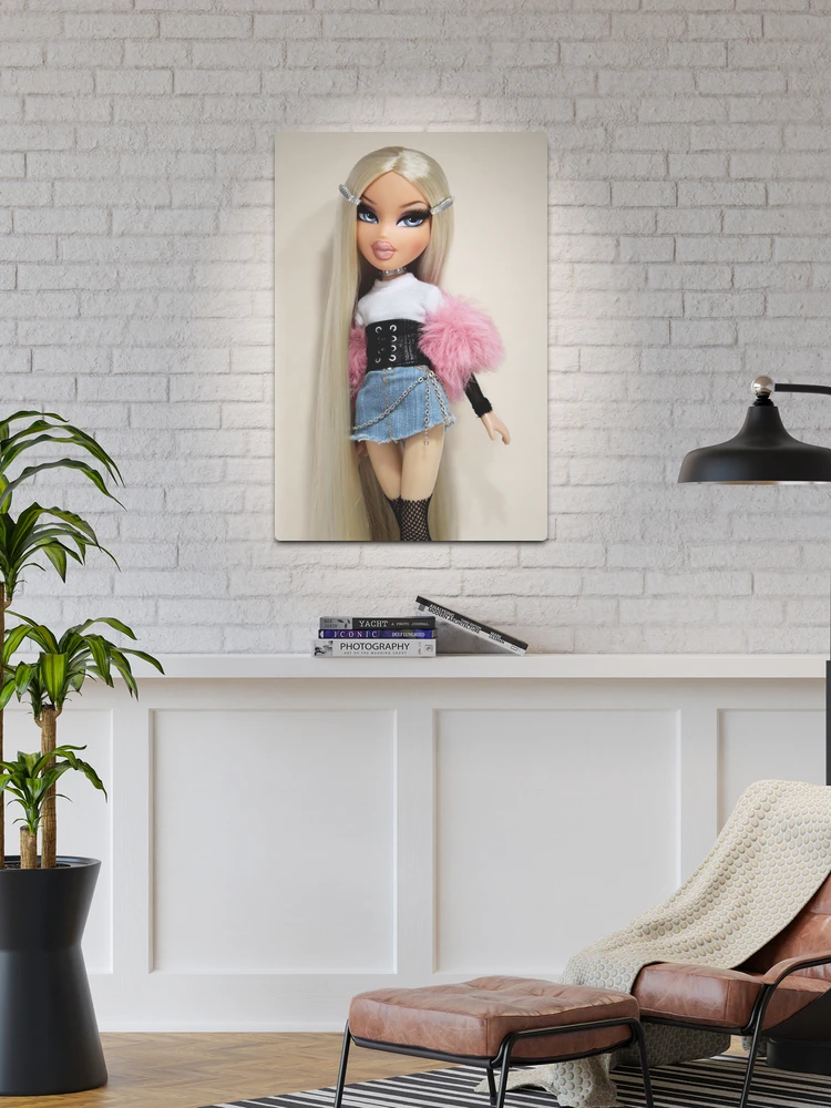 Bratz “She Owns Everything” Cloe | Magnet