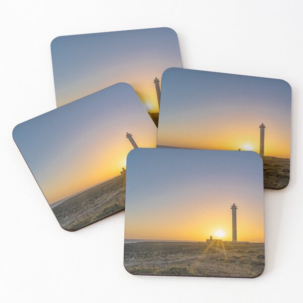 Artikelvorschau, Leuchtturm von Playa Blanca bei Sonnenuntergang entworfen und verkauft von iCimages.net.