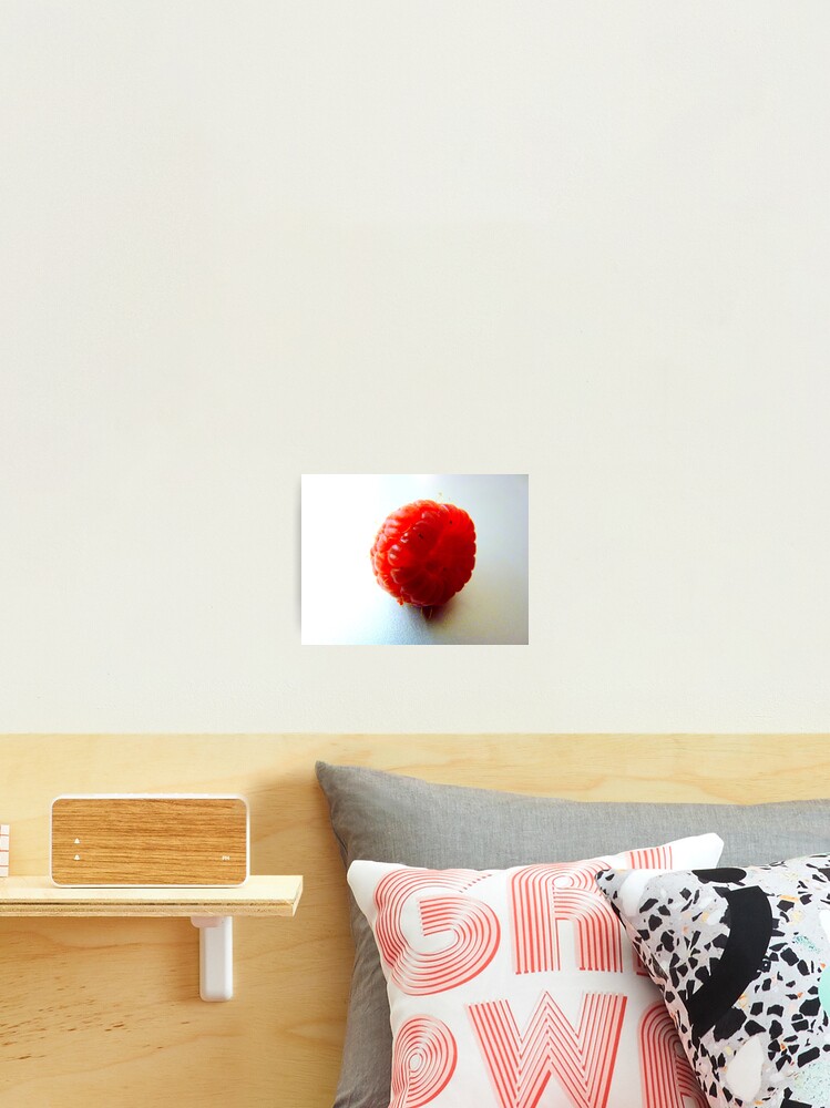 Thumbnail 2 von 3, Fotodruck, Highkey Raspberry designt und verkauft von bubblehex08.