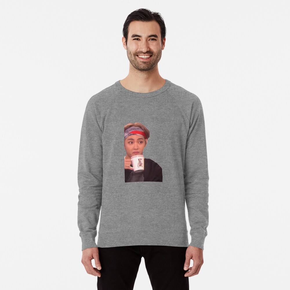 Artikel-Vorschau von Leichter Pullover, designt und verkauft von hnguyen22.