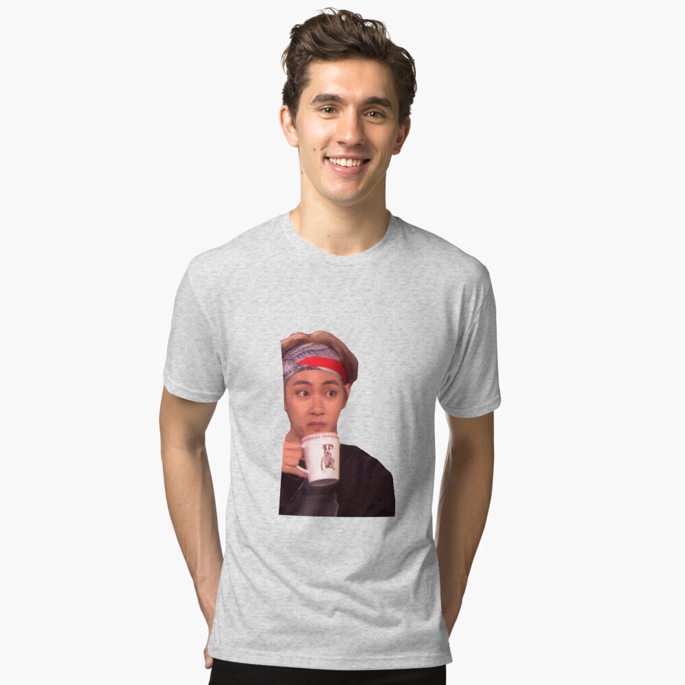 Artikel-Vorschau von Vintage T-Shirt, designt und verkauft von hnguyen22.