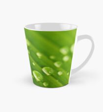 green lines and drops Tasse (konisch)