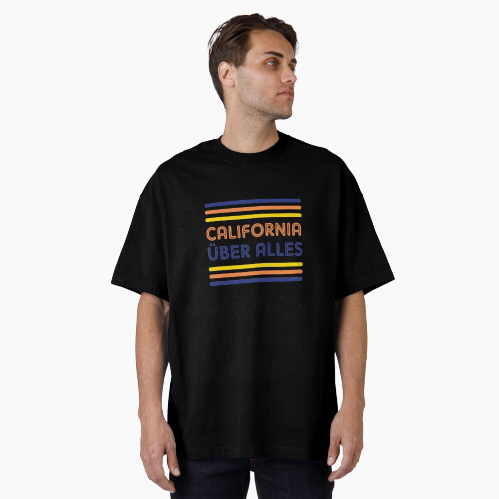 Aperçu de l'œuvre T-shirt oversize créée et vendue par Jeanne-LMBB.