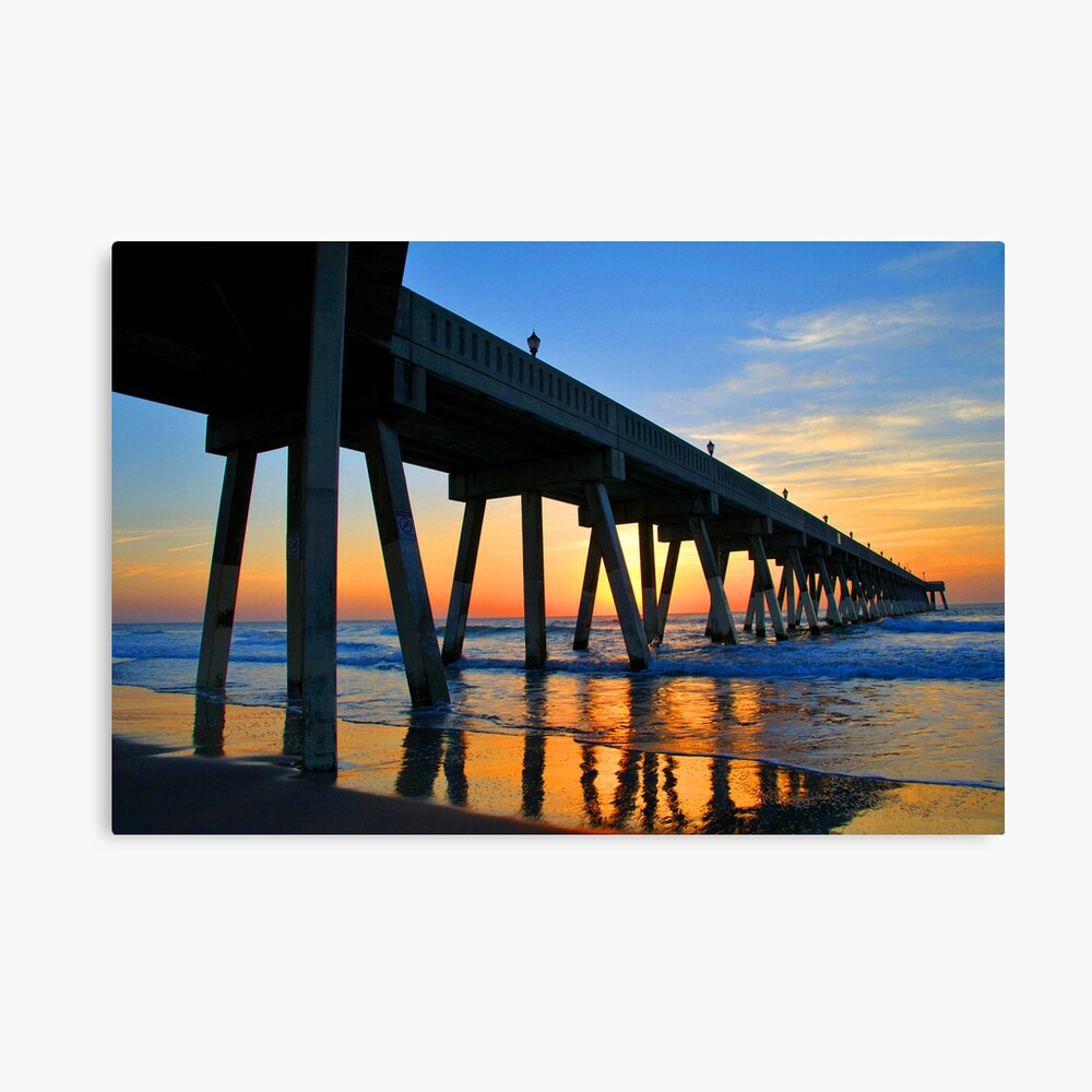 "WRIGHTSVILLE BEACH , WILMINGTON NORTH CAROLINA" Canvas Print by