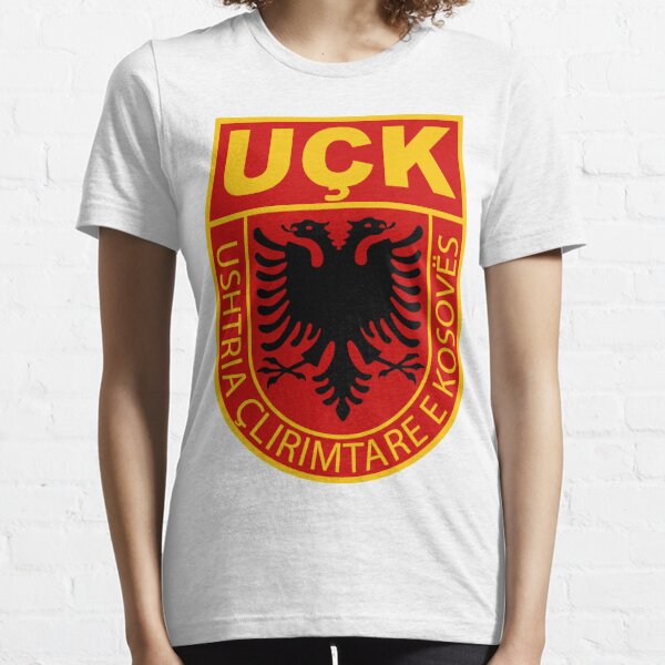 kosovarische uqk uck Armee albanisch t-shirt geschenk Essential T-Shirt