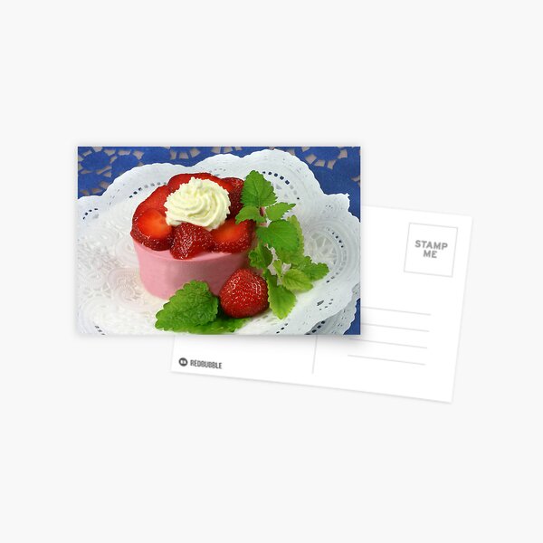Artikel-Vorschau von Yoghurt and Strawberries, designt und verkauft von SmoothBreeze7.