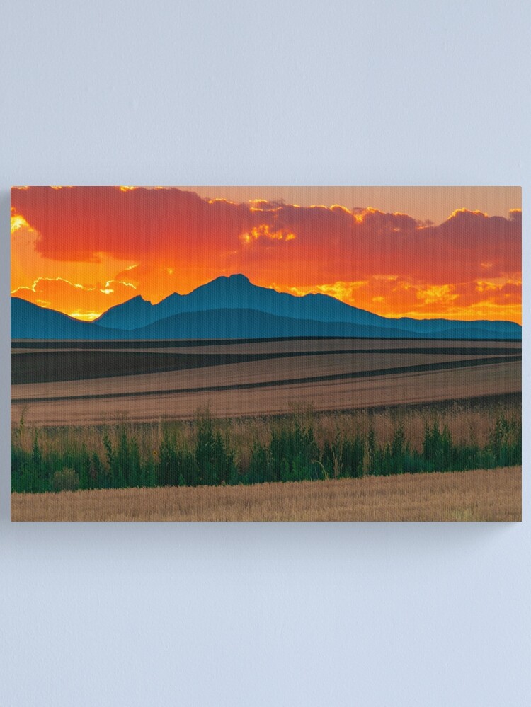 Alternate view of A Line In The Sands Of Light Canvas Print