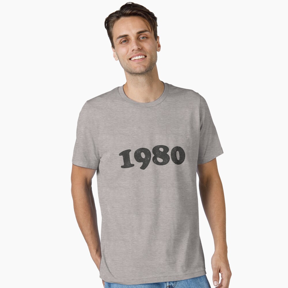 Aperçu de l'œuvre T-shirt essentiel créée et vendue par Jeanne-LMBB.