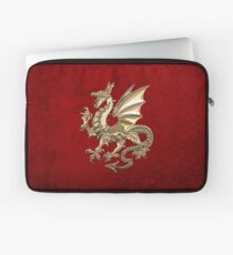 Gold Winged Norse Dragon - Icelandic Viking Landvaettir over Red Velvet Laptop Sleeve