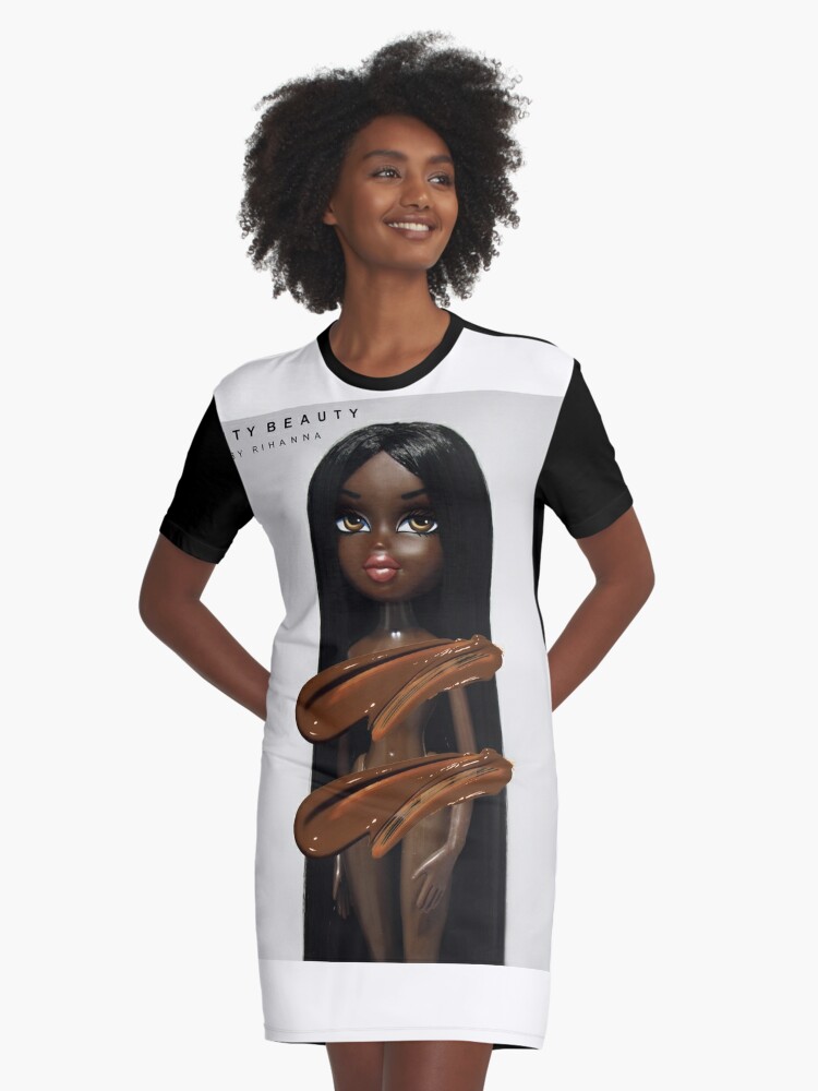 Bratz Puppe Felicia Nyma Tang Rihanna Fenty Beauty Ad Dunkle Haut T Shirt Kleid Von Pancakeboss Redbubble