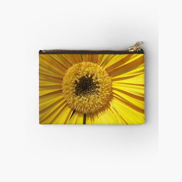 Artikelvorschau, Yellow Center entworfen und verkauft von Diane Trummer Sullivan.