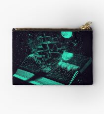 Überqueren Sie das raue Meer des Wissens Studio Clutch