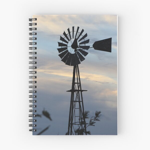 Aperçu de l'œuvre Windmill Sillouette with Gray, Blue Sky in Kansas créée et vendue par ROBERTDBROZEK.